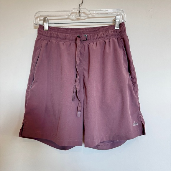 ALO Yoga Other - Alo 7" Unity 2-In-1 Short - Woodrose/Black (Size S)